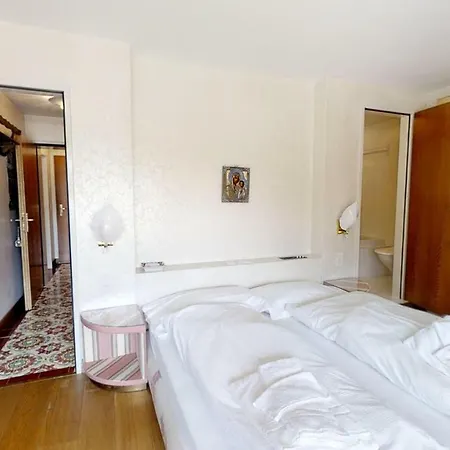 Daire Caspar Badrutt -